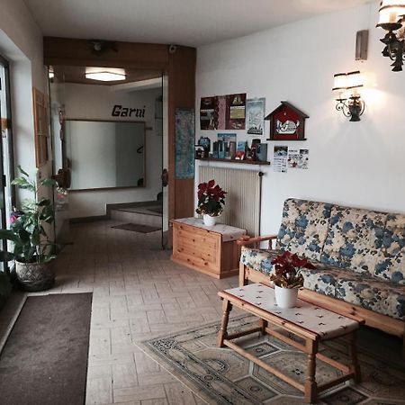 Hotel Garni Hirsch Canazei Esterno foto