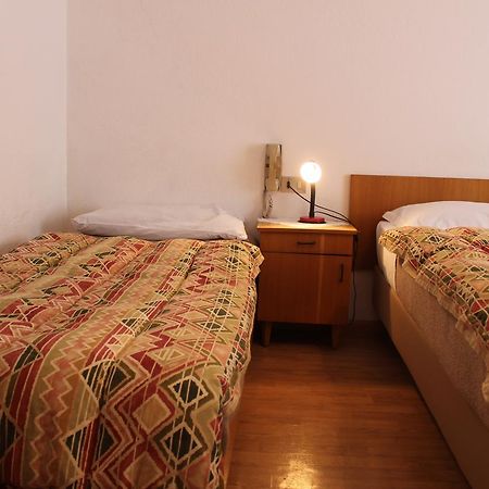 Hotel Garni Hirsch Canazei Esterno foto
