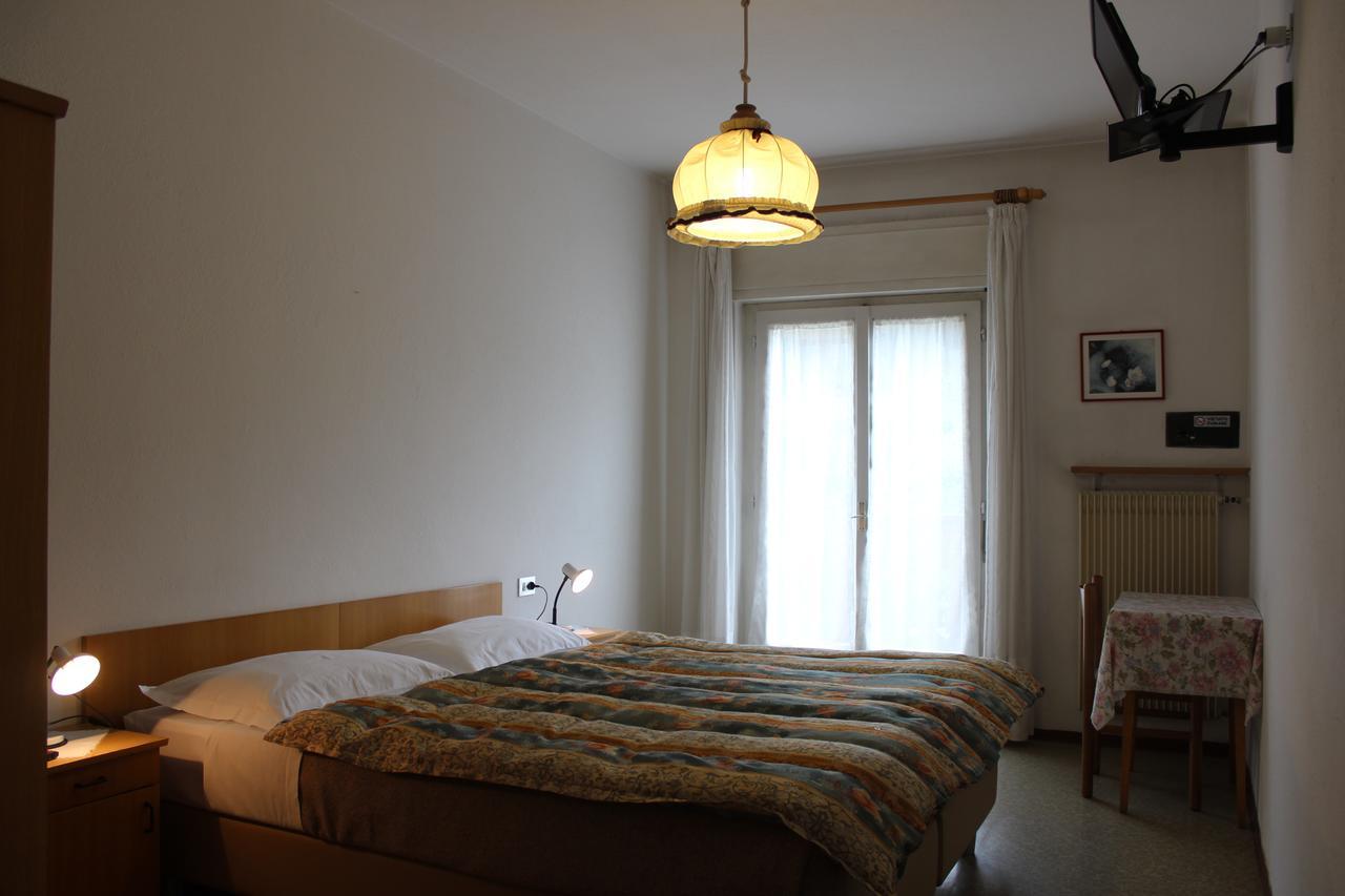 Hotel Garni Hirsch Canazei Esterno foto