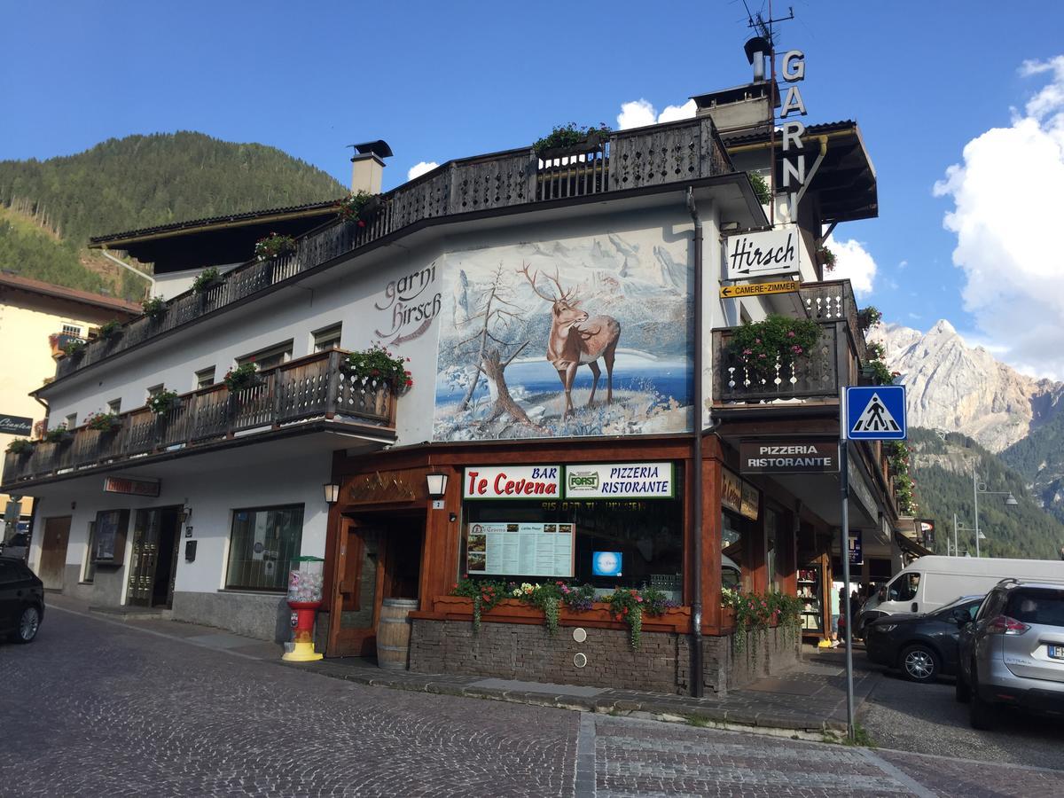 Hotel Garni Hirsch Canazei Esterno foto
